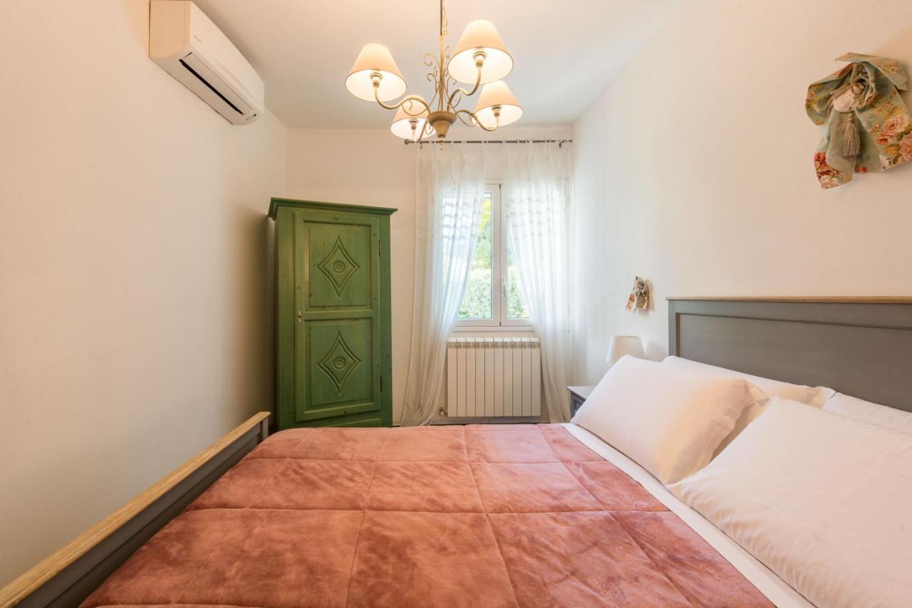 Villa Cinzia-150 Mt From The Beach Монделло Экстерьер фото