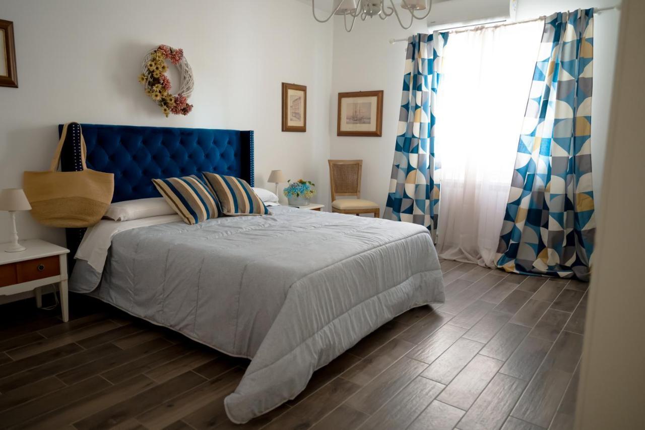 Villa Cinzia-150 Mt From The Beach Монделло Экстерьер фото